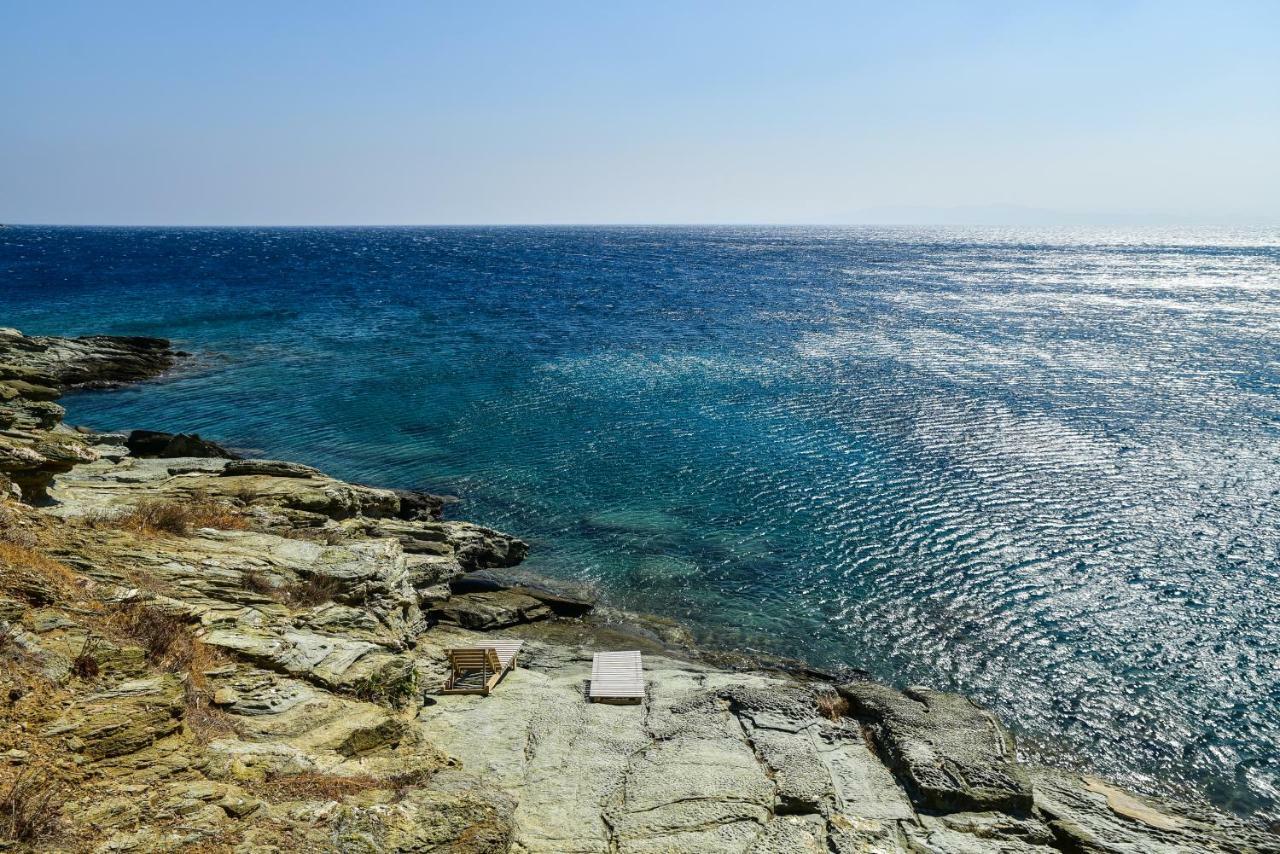 Archipelagotinos Agios Romanos Luaran gambar