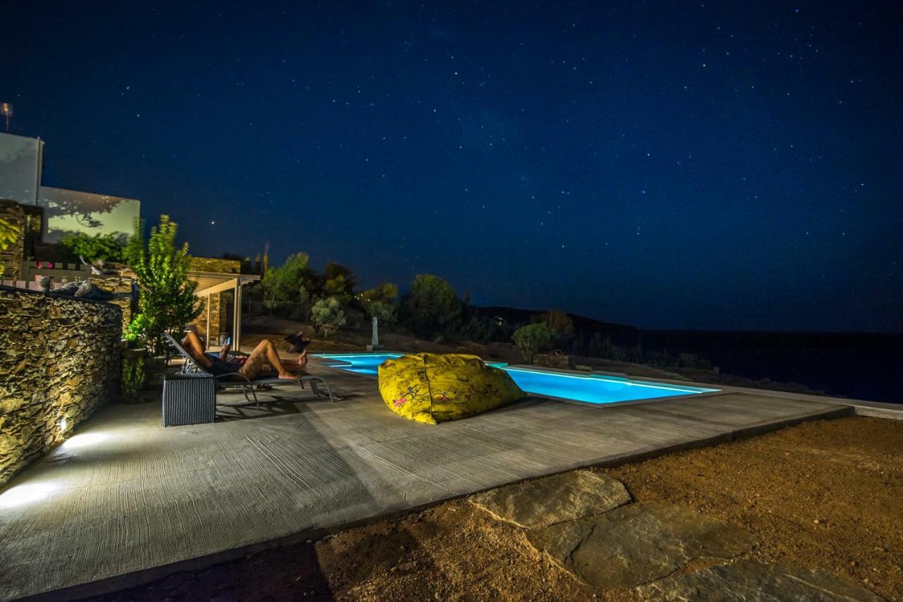 Archipelagotinos Agios Romanos Luaran gambar